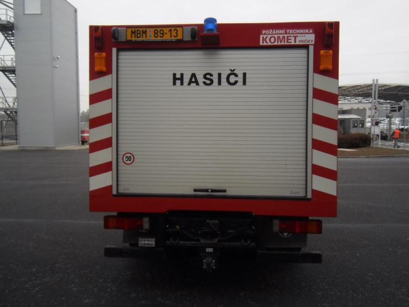 Prumyslových robotu-10